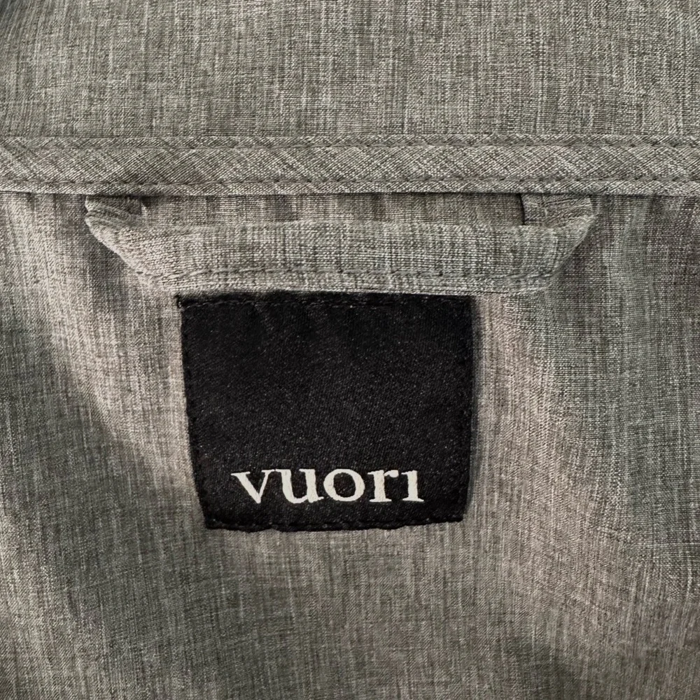 Vuori Men's Gray Jacket